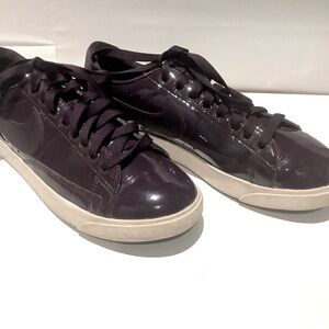 Nike Blazer Low - Ruby Rose Patent Leather